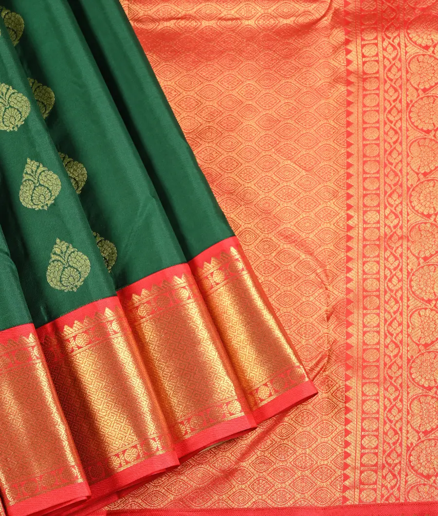 The Classic Kanjivaram – An amalgamation of tradition with modernity –  WeaverStory