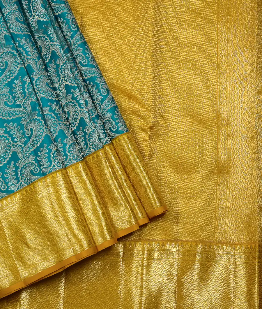 Mango Yellow, Onion Pink & Pistachio Green Pure Kanchipuram Silk Saree –  Temple Of Kanchi