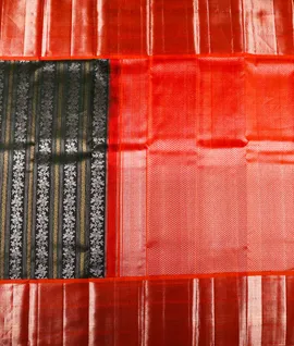 pure-kanjivaram-silk-saree-green-contrast-orange-pallu-and-border-278238-b