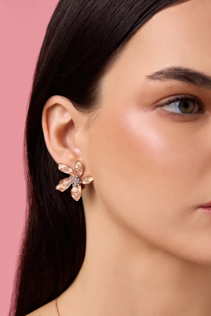 rose-gold-bloom-earrings-frge-b