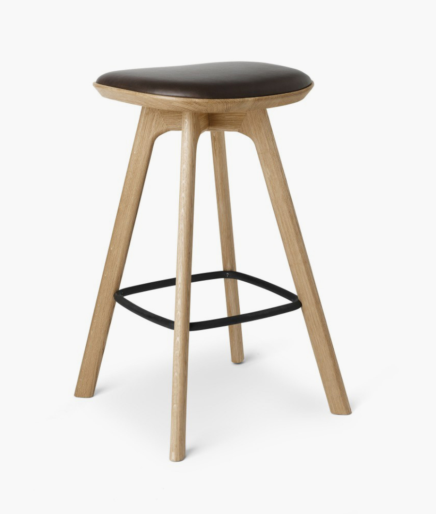 Pauline Barstool1