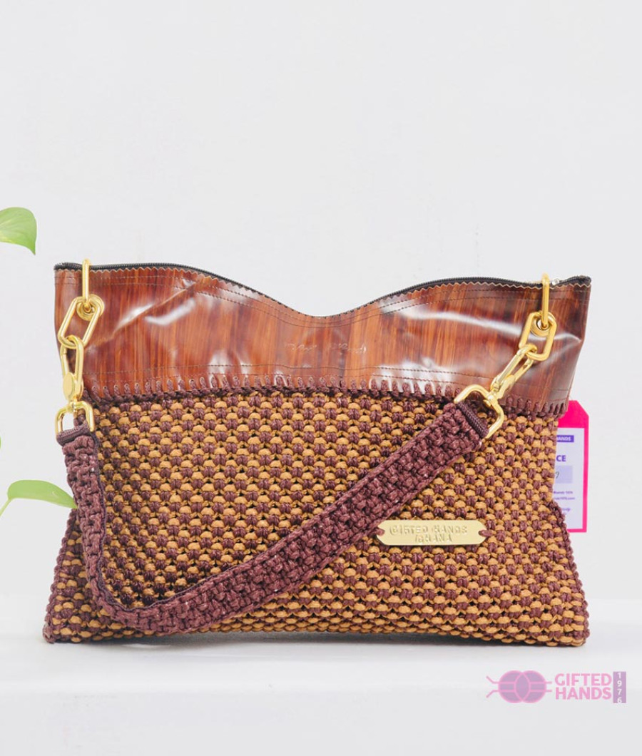 Ayesha 2 - Brown & Curry1