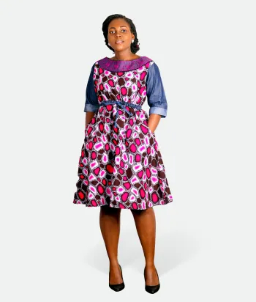 Three-Quarter Sleeve Knee-Length Dress1