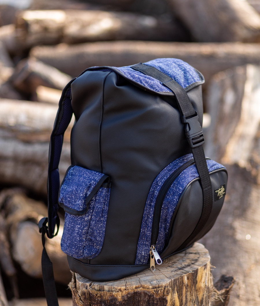 Eyrami Rucksack Black & Wax Print2