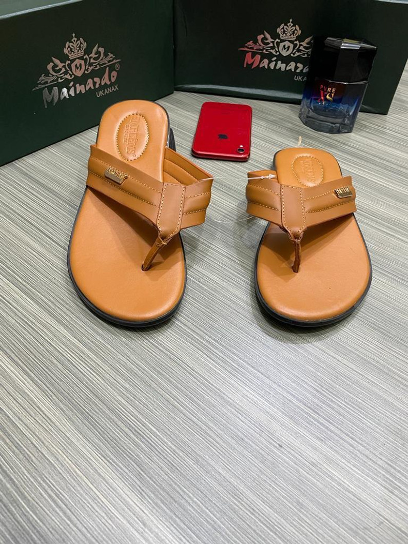 Men's Slippers - Brown1