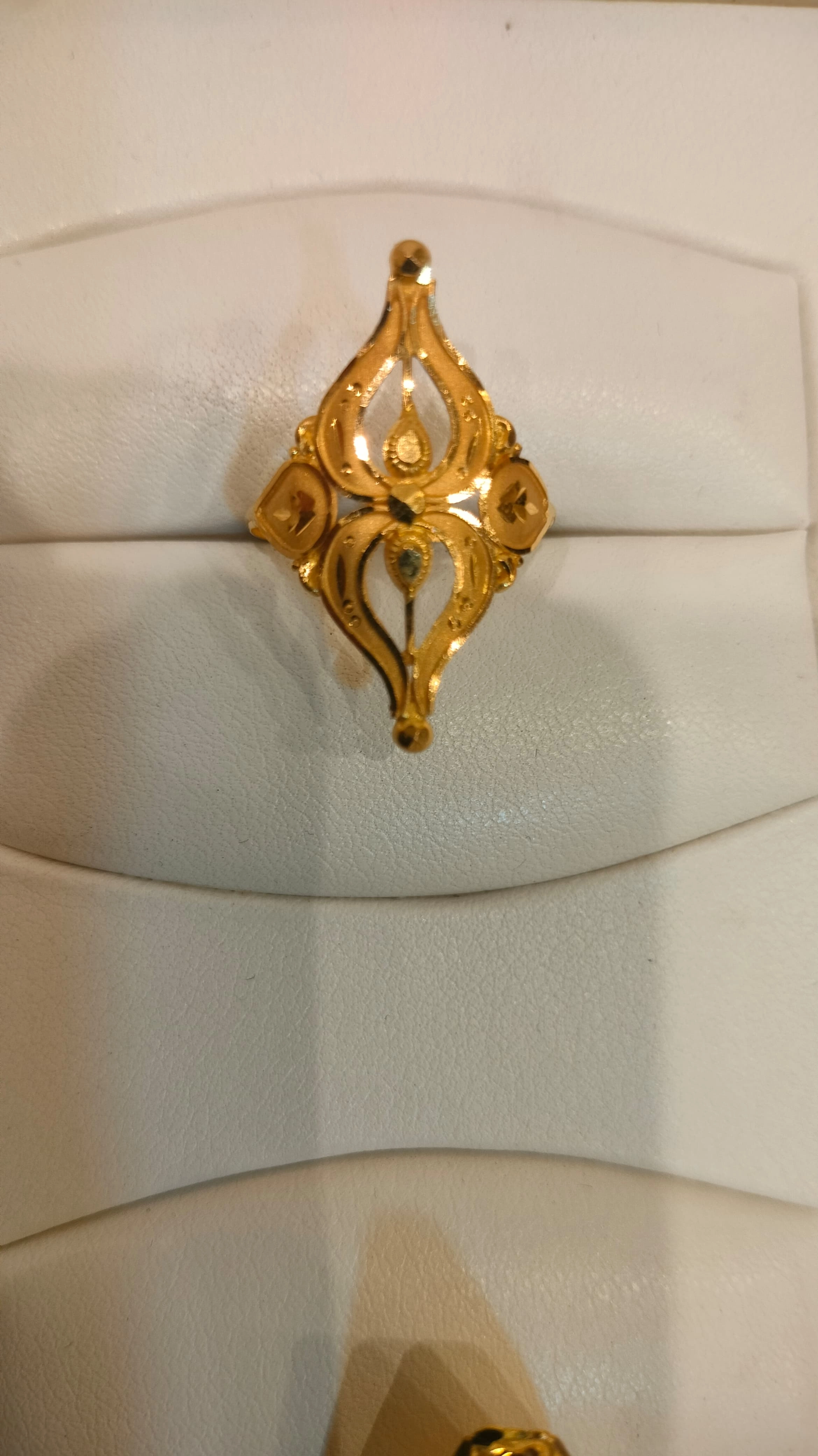 ringonsku-jewel-ring-b