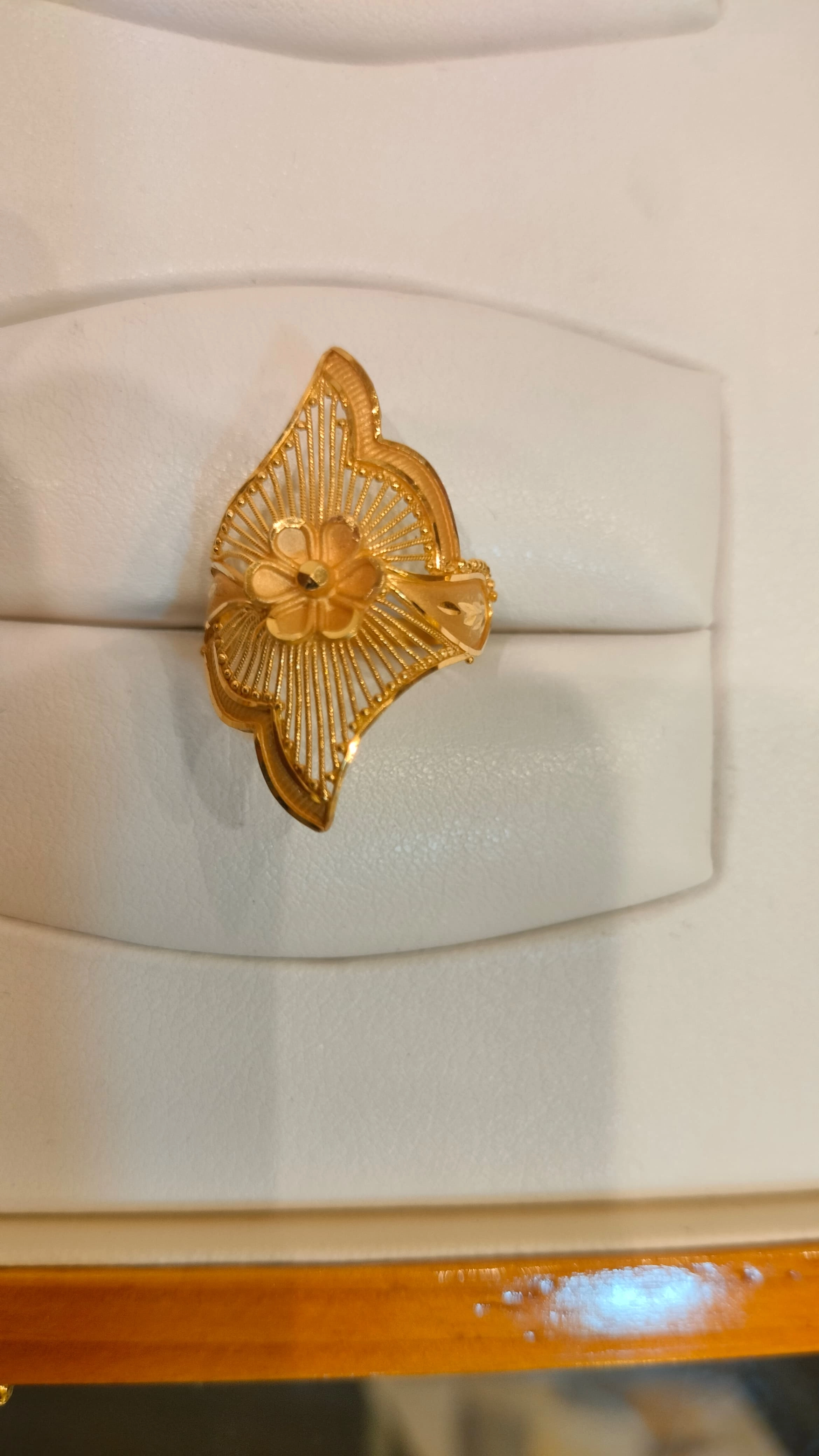 ringonsku-jewel-ring-a