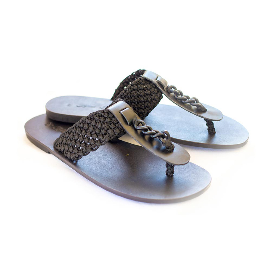 Chain Slipper – Black1