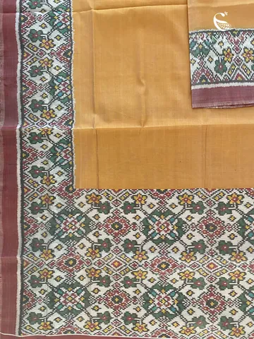 regal-amber-patola-rka9429-3-c