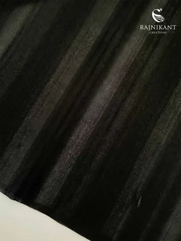 cream-kota-saree-with-black-floral-applique-work-rka7160-1-e