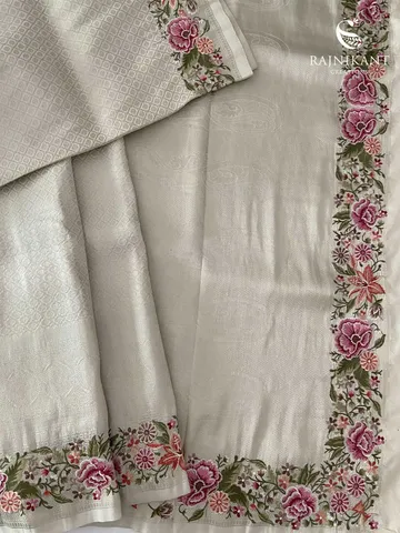 white-crepe-jacquard-banarasi-saree-with-floral-embroidery-rka9681-b