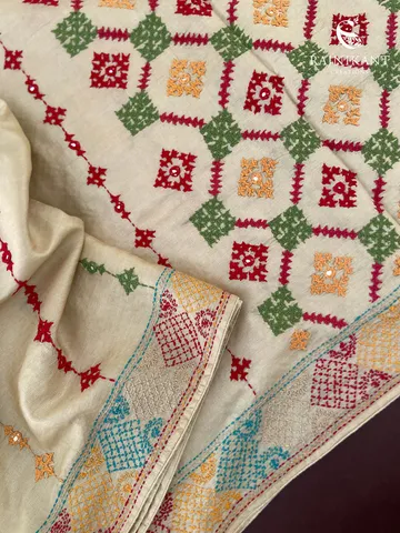 creamy-colorful-kutchwork-x-kantha-tussar-rka10219-a