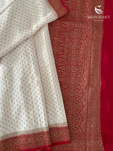 cream-red-banarasi-crepe-silk-saree-with-zari-buttis-paisley-weave-rka9685-b
