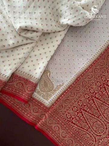 cream-red-banarasi-crepe-silk-saree-with-zari-buttis-paisley-weave-rka9685-d