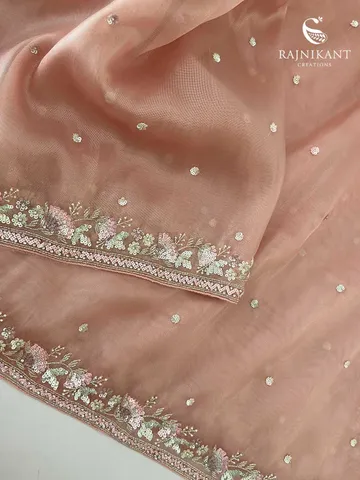 cocktail-charm-on-tissue-rka9926-a