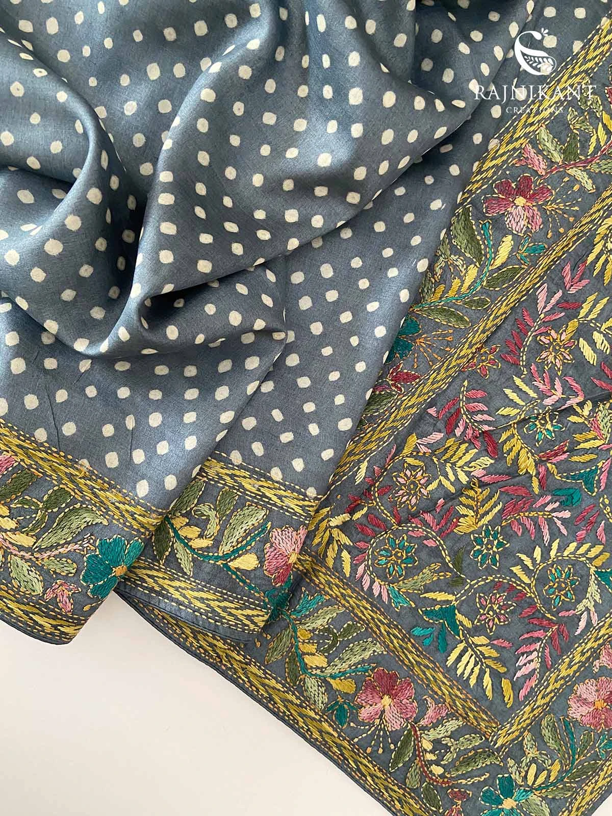 grey-bandhani-tussar-kantha-saree-rka8990-a