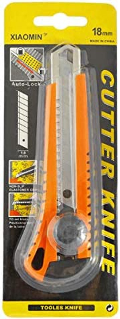 cutter-knife-with-blade-18mm-00434-a