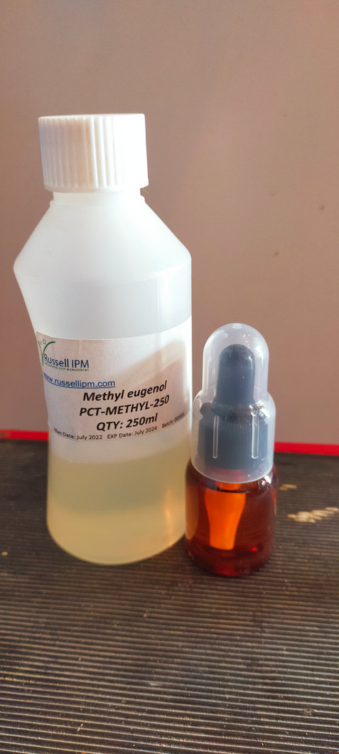 Russell IPM Pheromone Liquid2