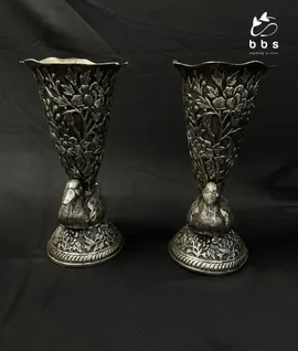 Silver Quacker Vase2