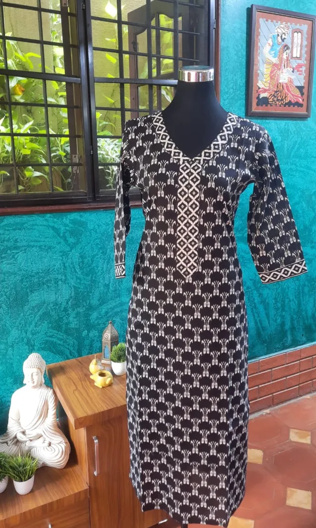 black-kurti-gdhku0012-a