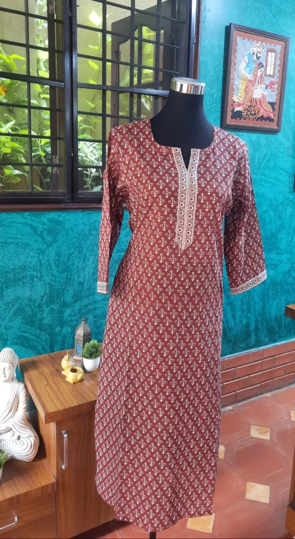 merroon-colour-kurti-with-pocket-gdhku0020-a