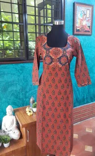 merroon-ajrakh-printed-kurti-with-yoke-design-gdhku0026-a