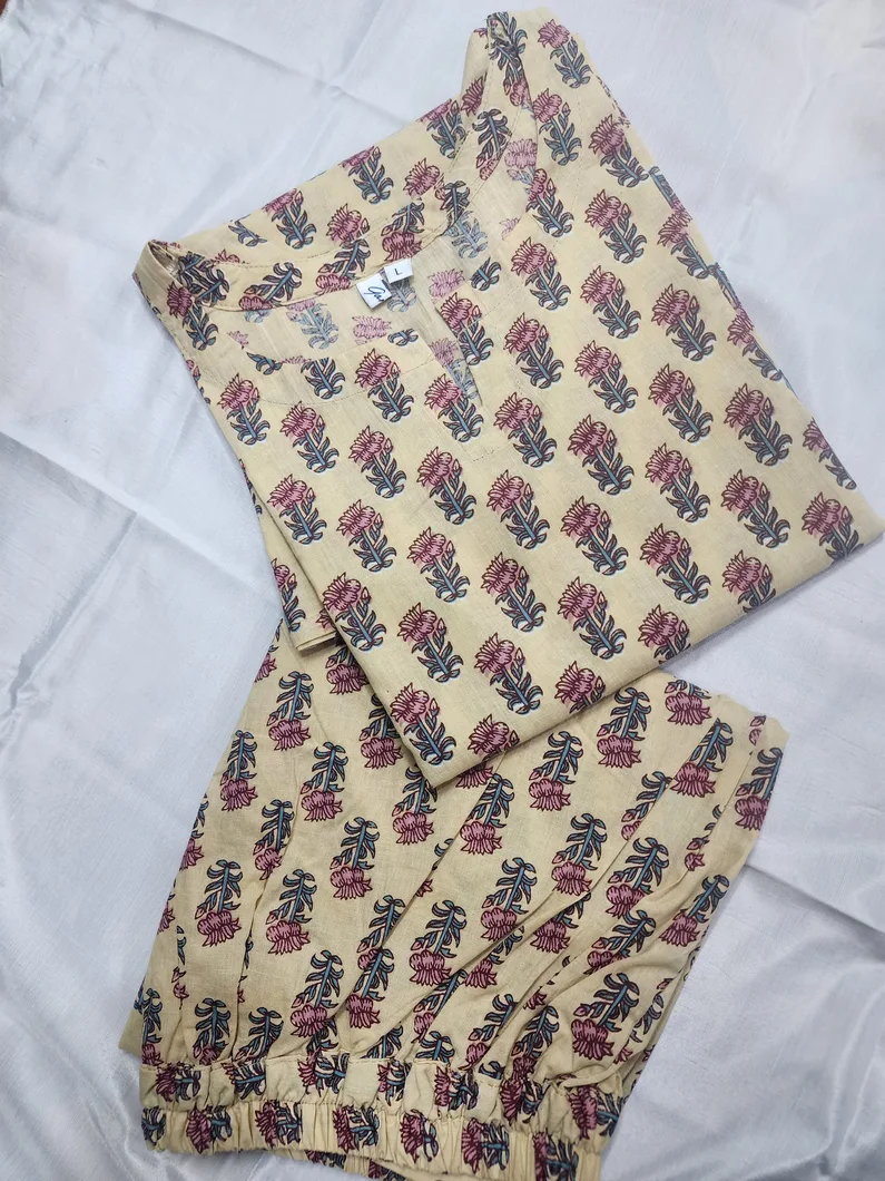 dark-offwhitemild-yellow-pyjama-set-gdhpj0008-a