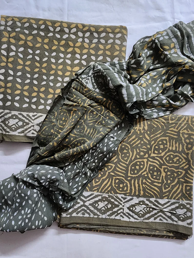 olive-green-chiffon-dupatta-set-gdhch0016-a