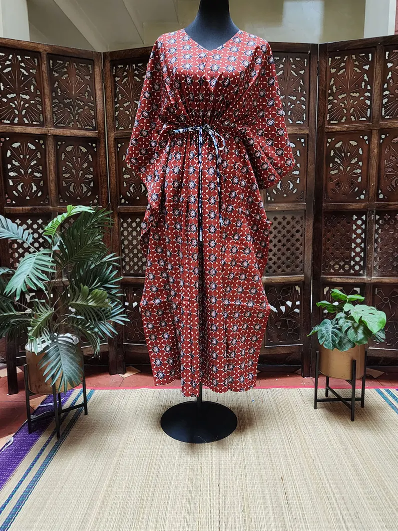 Maroon Kaftan1