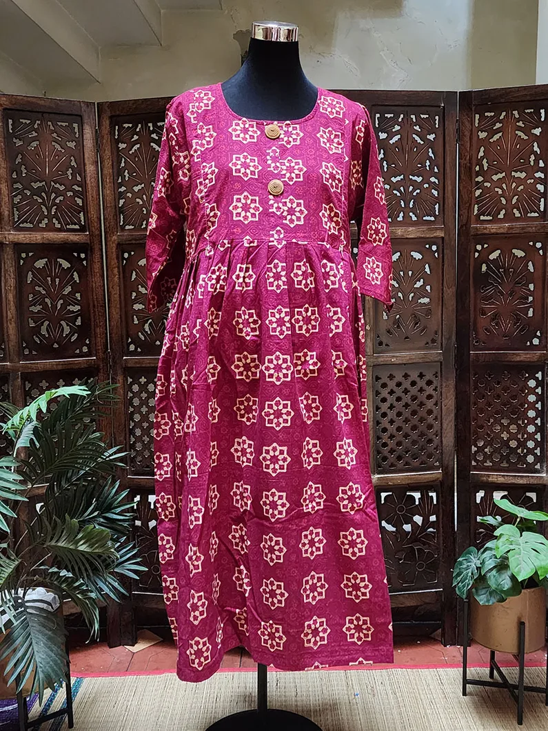 Maroon Maternity Wear1