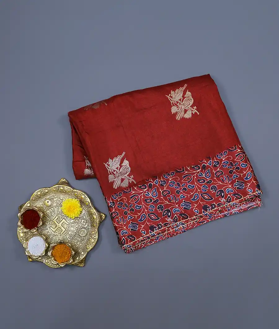 maroon-mashru-silk-saree-banarasi-weave-with-ajrak-inspired-border-blouse-hny00611-a