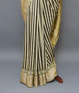cream-dhola-silk-saree-natural-dye-ajrak-print-with-zari-border-pallu-hny00613-d