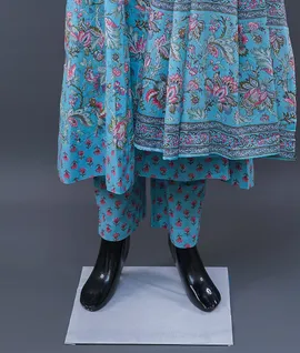 loral-grace-with-small-motifs-sequin-knot-yoke-hsk0001-e