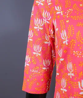 flower-motif-top-with-geometric-accents-hsk0010-d