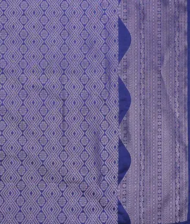 magenta-soft-silk-saree-antique-zari-wave-design-hny00625-c