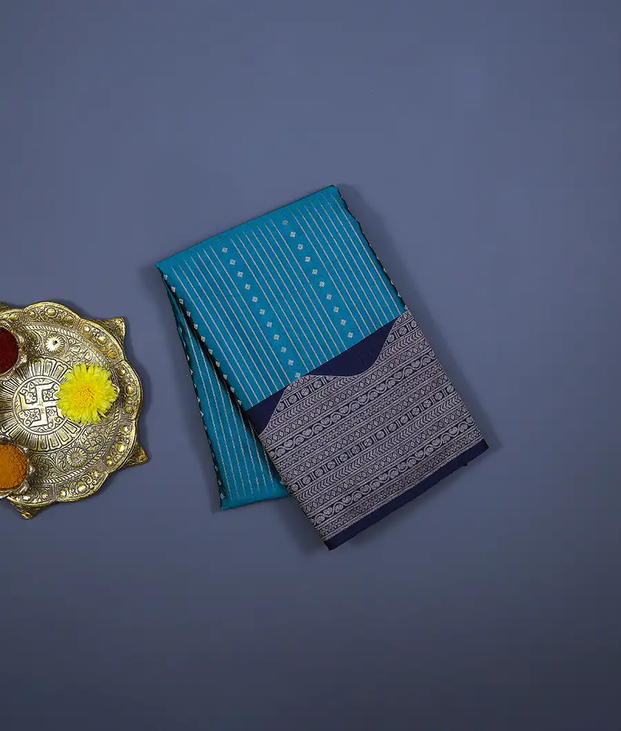 turquoise-soft-silk-saree-antique-zari-border-hny00629-a