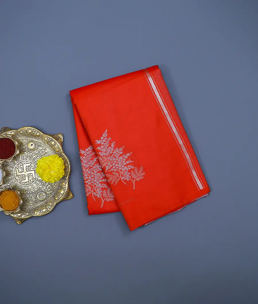 red-soft-silk-saree-vertical-motif-rich-pallu-design-hny00636-a