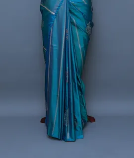 blue-soft-silk-saree-vertical-motif-rich-pallu-hny00637-d