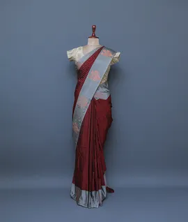 maroon-soft-silk-saree-contrast-border-artistic-motif-pattern-hny00641-b