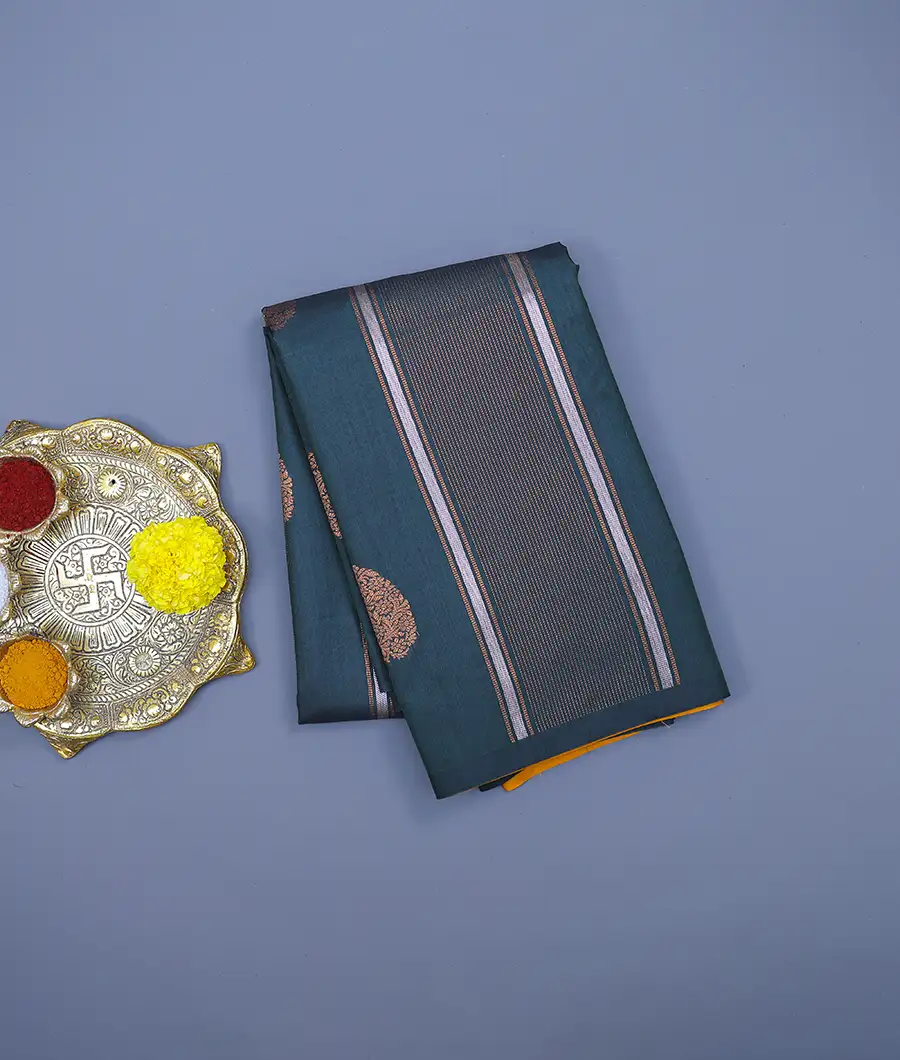 peacock-blue-soft-silk-saree-vertical-motif-rich-pallu-hny00643-a