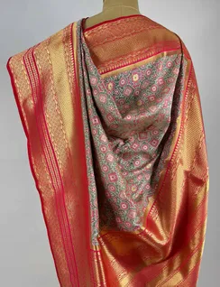 Grey Kanjivaram Silk Saree4