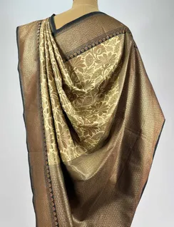 Cream Color Banarasi Silk Saree4