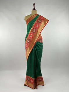 Emerald green color Patola silk saree2