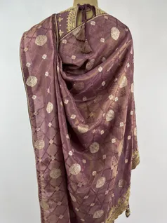 maroon-color-tissue-banarasi-silk-saree-hny0228-d