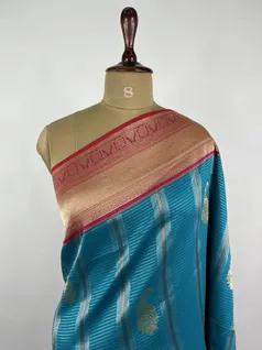 Turkish Blue color Kanjivaram silk saree3