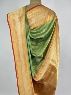 Green color Kanjivaram silk saree4