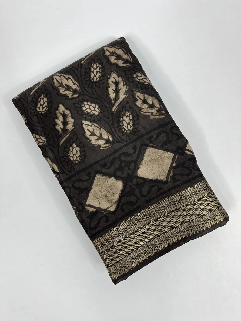 organic-brown-color-dabu-print-on-vegan-silk-saree-hny0427-a