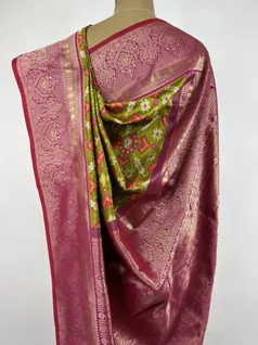 Green color Patola silk saree4