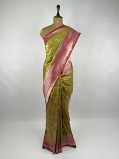 Sheen Green color Kanjivaram silk saree2