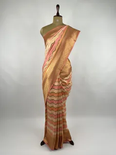 light-peach-color-hand-painted-banarasi-silk-saree-hny0316-b